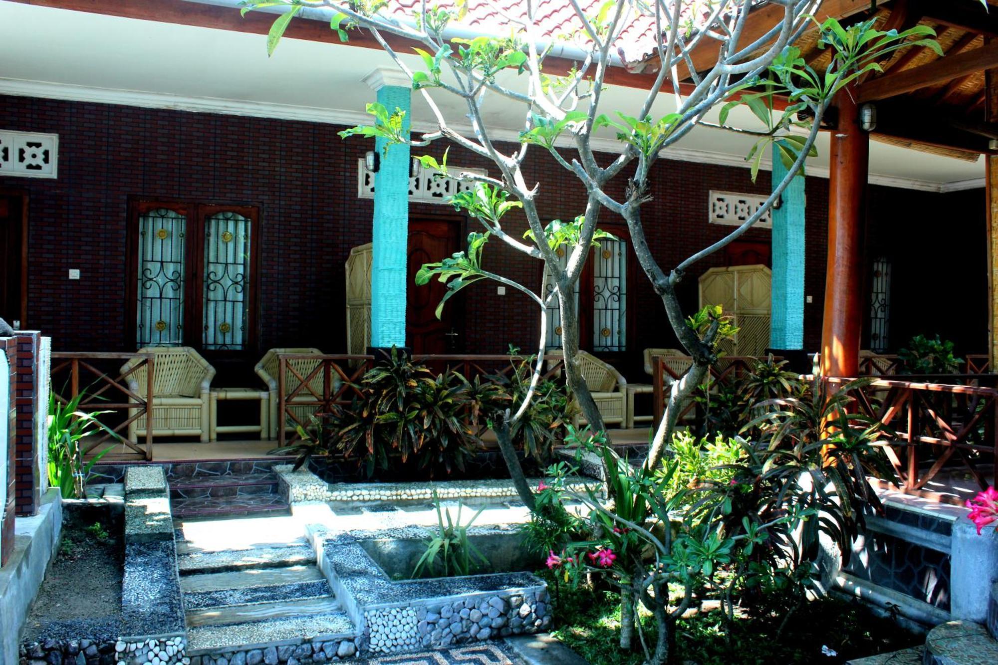 Krisna Bungalows And Restaurant Sekotong Dış mekan fotoğraf