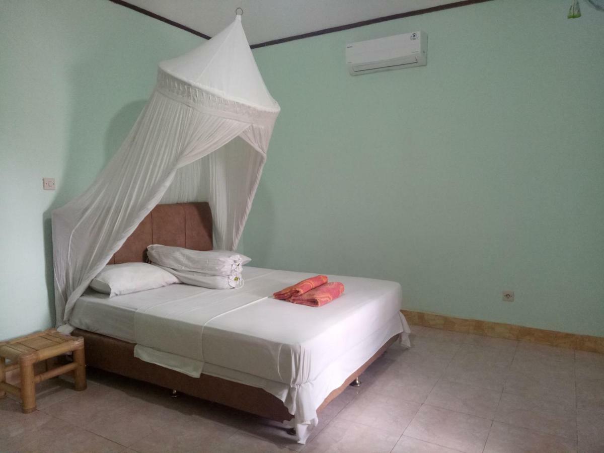 Krisna Bungalows And Restaurant Sekotong Dış mekan fotoğraf